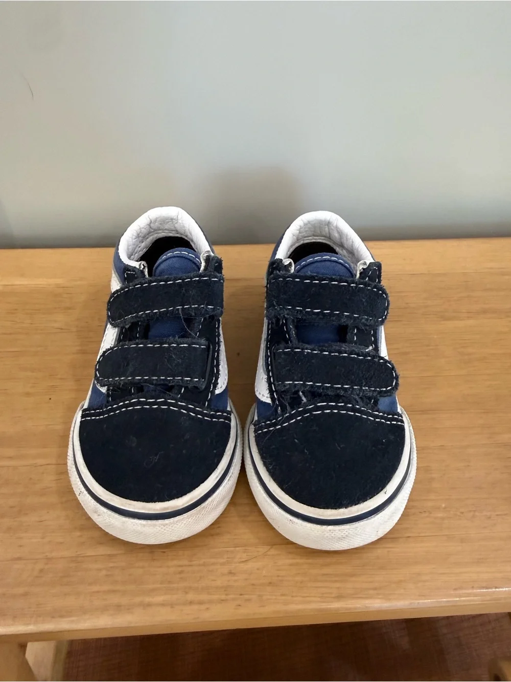 Toddler Vans Old Skool Navy and White Velcro Skate Shoes